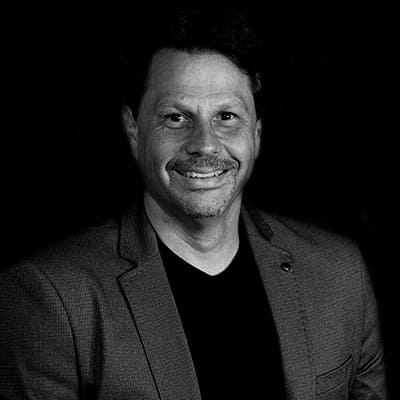 Alexandre Ferraz | Senior Agile Coach Scaled Agile e Mestre em Engenharia pelo IPT – Instituto de Pesquisas Tecnológicas e graduado em Ciência da Computação.