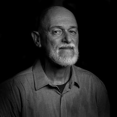 Decio Zylbersztajn | Professor PhD, Engenheiro Agrônomo, tendo Mestrado em Economia – North Carolina State University, e mestrado em Economia Agrária pela USP.