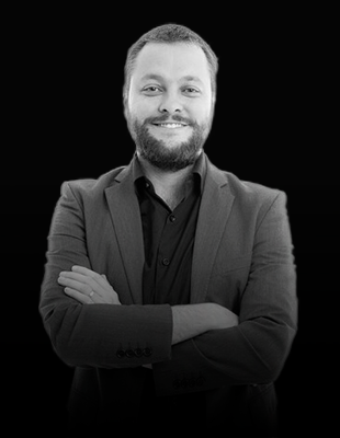 Felipe Morais | Sócio-diretor da FM Consultoria e CBO da Predict Vision. É especialista em marketing digital, planejamento e branding.