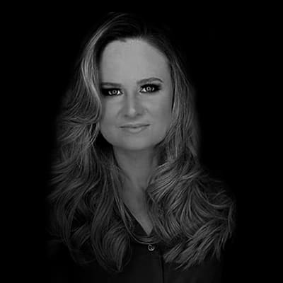 Izabela Mioto | Sócia e fundadora da Arquitetura RH. Mestre em Psicologia pela Unesp-Assis.