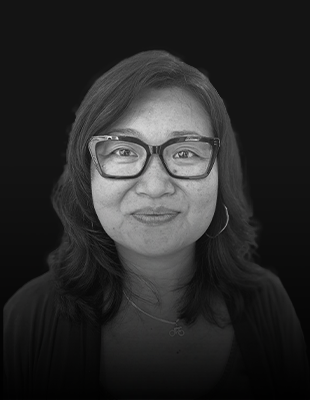 Patricia Taeko | Patricia Taeko é professora e pesquisadora com foco em sustentabilidade.    Doutora em Administração, mestre em Planejamento Territorial e Desenvolvimento Socioambiental e especialista em Sistemas Sustentáveis, atua em projetos relacionados a FairTrade, gestão socioambiental e avaliações de sustentabilidade.    Seus interesses de ensino e pesquisa envolvem governança para a sustentabilidade, inovação, ética e justiça socioambiental, com destaque para abordagens sistêmicas e análise de paradoxos.