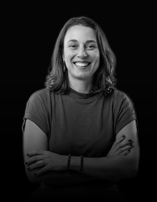 Paula Foroni | Doutora pela FEA/USP e professora na FIA e na FDC. É especialista em liderança e gestão estratégica de RH.