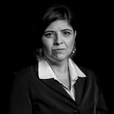 Tatiana Almendra Dutra | MBA em Administração pela FIA/FEA/USP, pós-graduação em Consultoria de Carreiras pelo PROGEP/FIA.