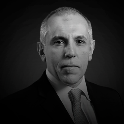 Roberto Dumas Damas | Chartered Financial Analyst, mestre em Economia pela Universidade de Birmingham na Inglaterra, escritor e palestrante