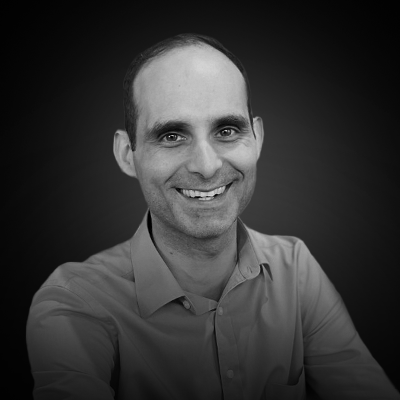 Renan Alves Gomes dos Santos | Gerente regional de compras, professor e mestre em Administração pela FEA/USP